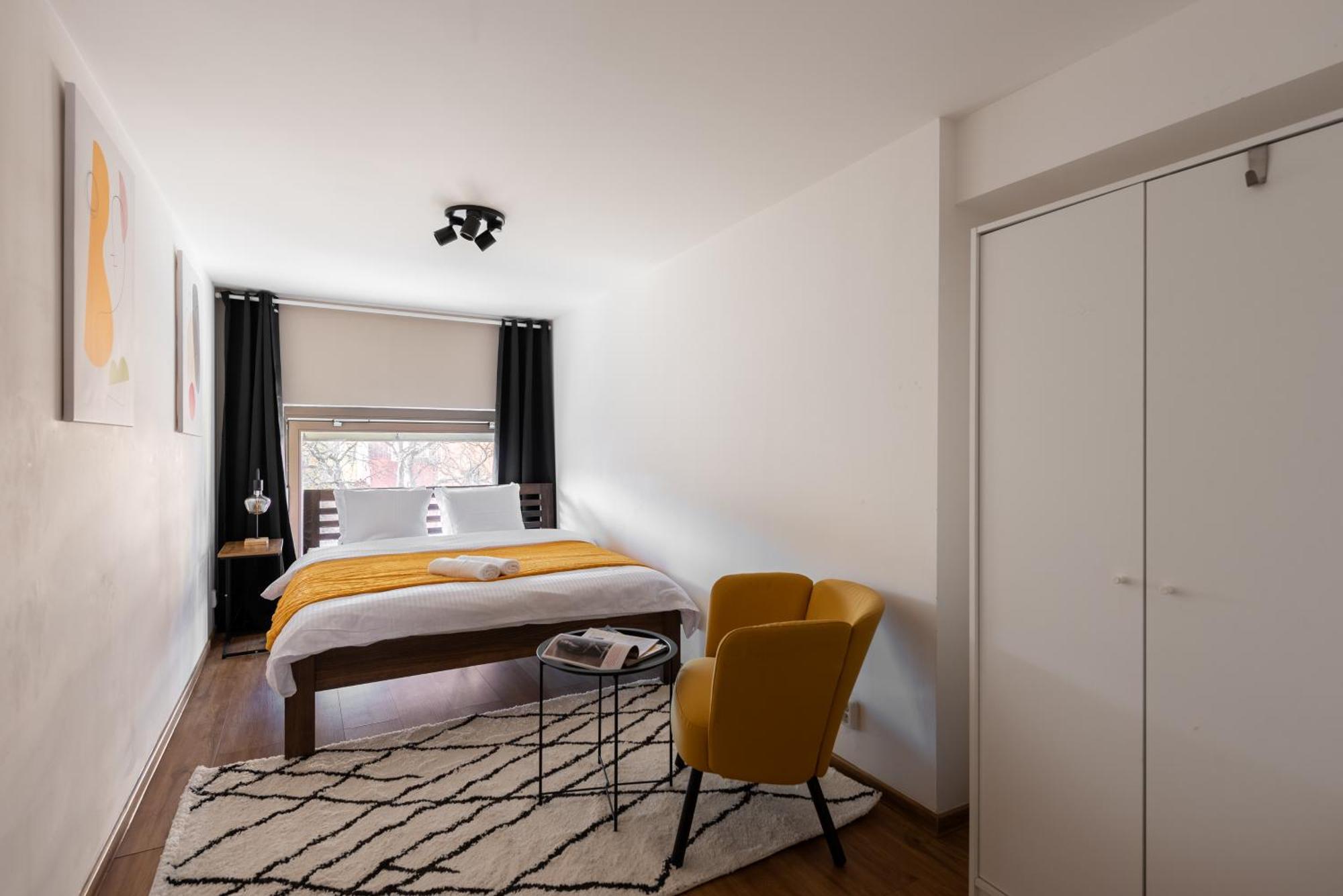 Spacious Apartments Near Karlin Square Prag Dış mekan fotoğraf
